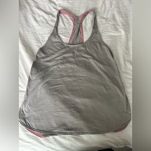Lululemon 105 F singlet